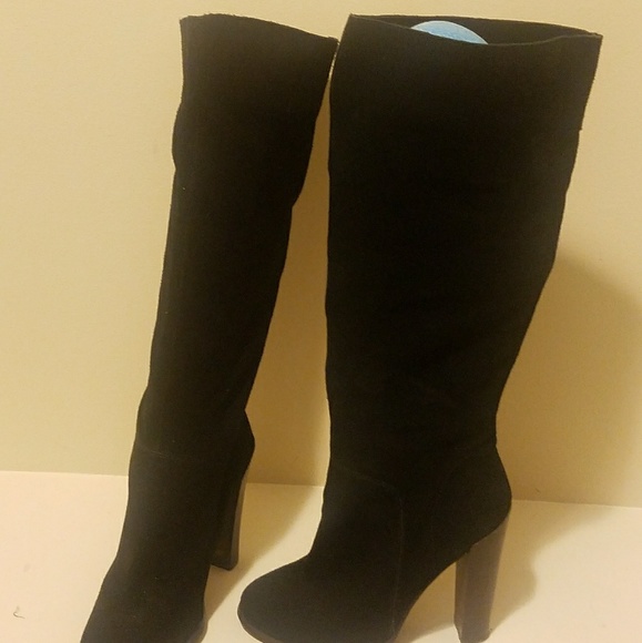 Black suede boots - Picture 1 of 3
